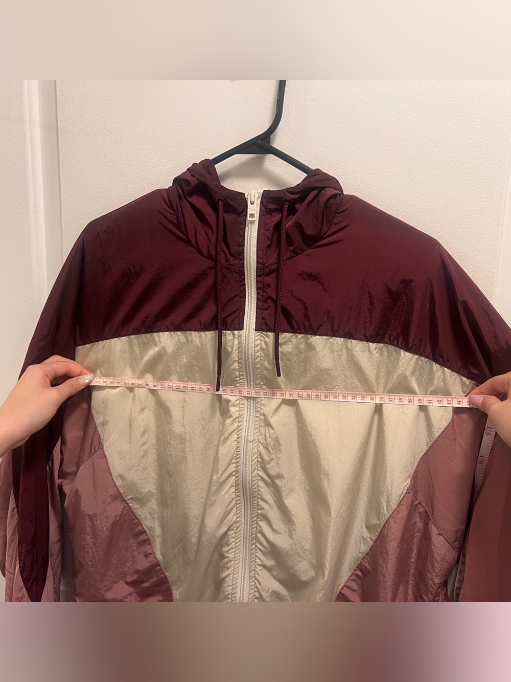 TNA Mesh-Lined Windbreaker Jacket in Burgundy, Blush & Cream - Picture 2 of 6